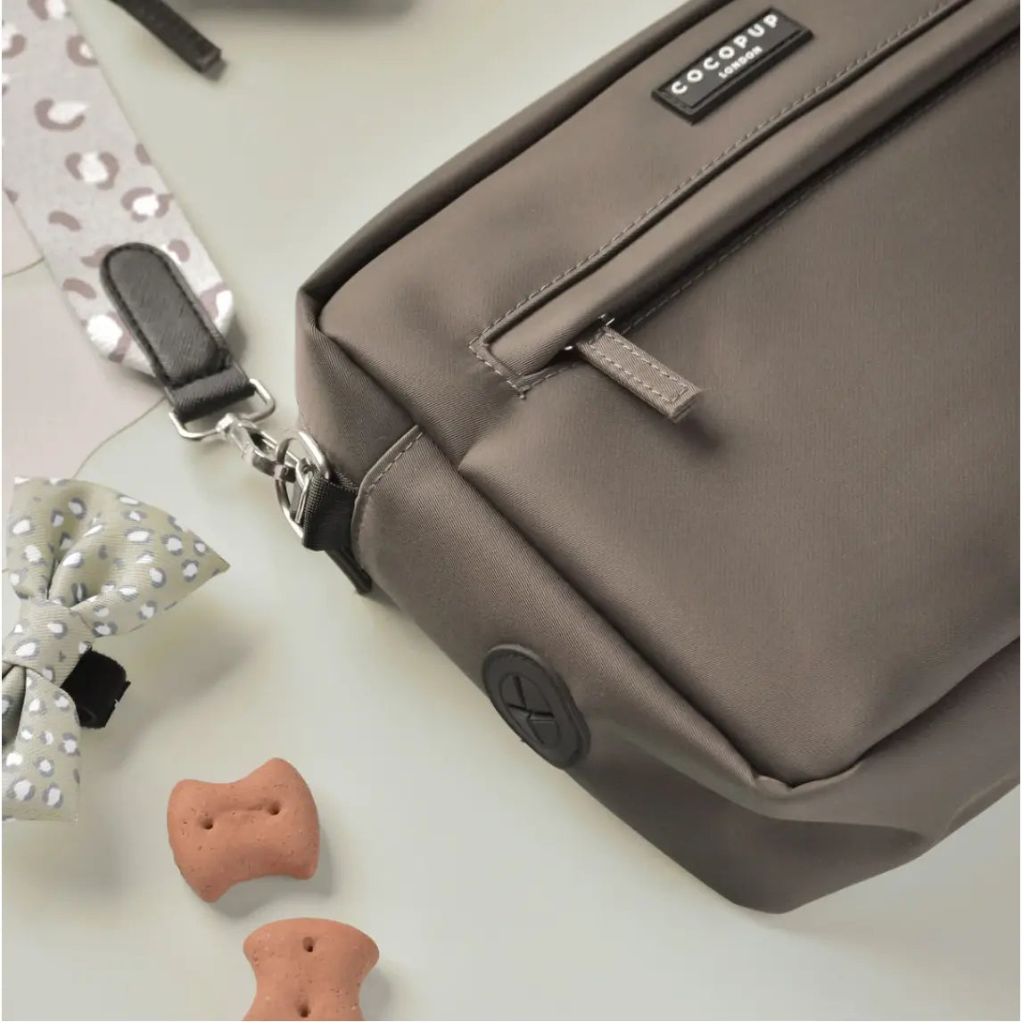 CocoPup London Large Dog Walking Bag - Mocha Cocopup London